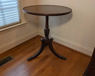 Berkey and Gay Accent Table