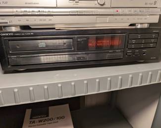 Onkyo CD player