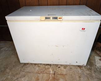 Amana Chest Freezer