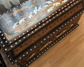 BEAUTIFUL ANTIQUE  CHEST WITH INLAY