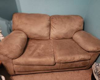 Small Couch - Daughter used at College
