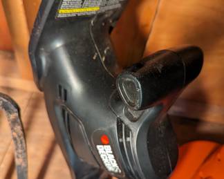 Black and Decker blower