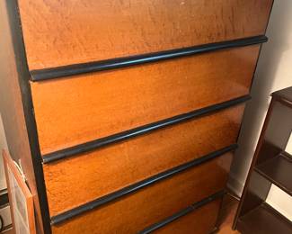 MCM dresser