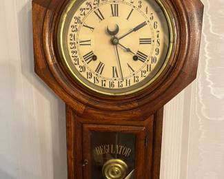 Regulator Clock