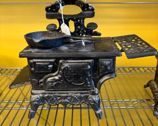Cast Iron Sampler stove
