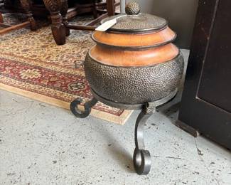 More Decor - Urn on legs with lid