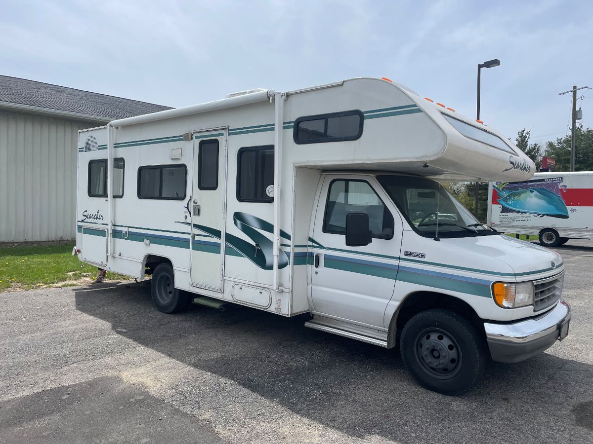 Motorhome - Only 64,000 Miles