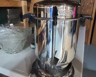 DeLonghi coffee urn