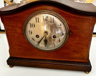 Antique Mantle Clock