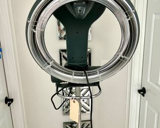  Omwah Rollerball Standing Hair Dryer