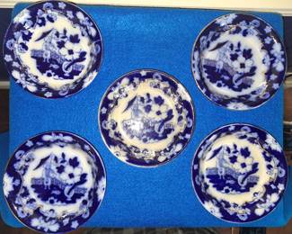 Pekin Flow Blue Berry Bowls
