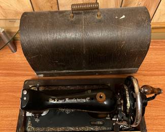Antique Singer sewing machine and case