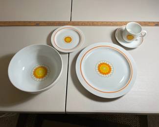 Georges Briars China Set