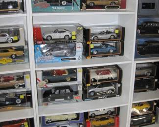 Die Cast Cars - Mostly 1:18, also some 1:24