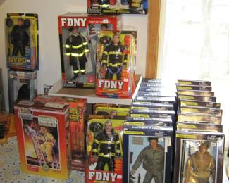 NOS Action Figures - Soldiers of the World, FDNY, America's Finest, NYPD