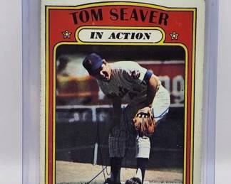 SIGNED 1972 TOM SEAVER TOPPS CARD. HAND SIGNED!