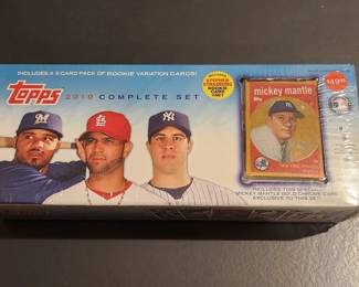 2010 TOPPS BASEBALL FACTORY SEALED COMPLETE SET W MANTLE REFRACTOR CARD