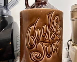 Vintage cookie jar