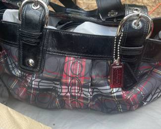 COACH Large F15467 multi-color poppy tartan plaid canvas and patent leather glam tote shoulder handbag purse silver tone hardware, top zip closure with tassel pull, adjustable double buckled leather shoulder straps, expandable side buttons,  front Coach logo imprint, coach hang tags. 4 bottom protective feet. Interior is lined with black satin and has a zip, cellphone, and multi-function slip pockets. 1 pen slot. Approx. measurements: 11.5 -16"L X 11"H X 4.5"D.