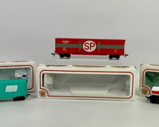 Bachmann HO Scale Steel Plug Door Boxcars and More
