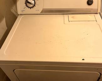Whirlpool Dryer in Excellent condition!