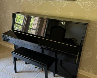 Like new and in great condition Pearl River upright Piano
