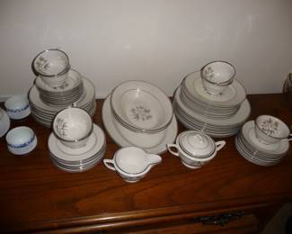 LARGE Royal Jackson set