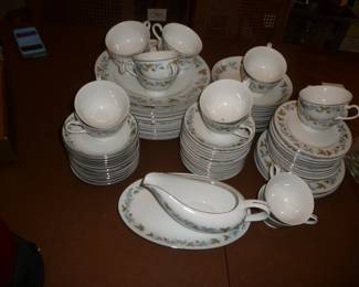 another LARGE set of "Vintage" fine china Japan