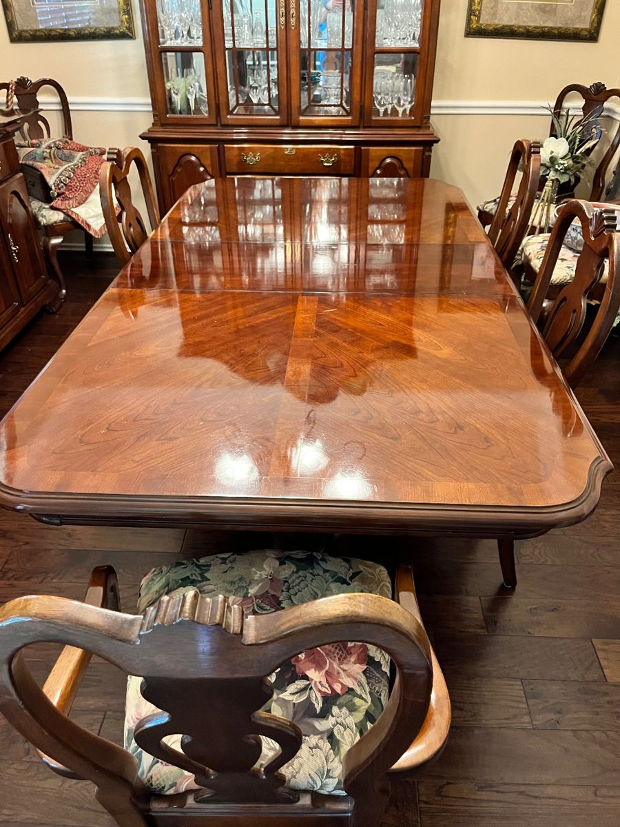 Devlin Estate Sales Presents a Truly Terrific... starts on 4/27/2024