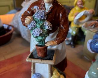Royal Doulton figurines and Toby mugs from 1954-1991. 