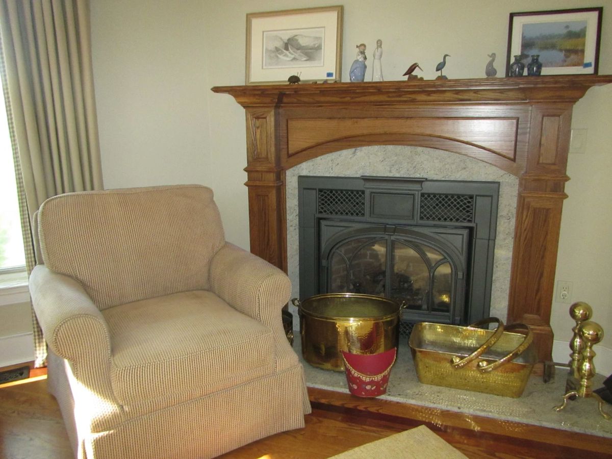 The Downs Estate Sale in Annapolis, MD starts on 4/27/2024