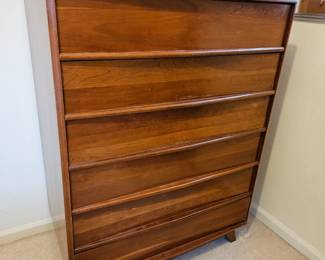 $200 Kling "Commander" 6 Drawer Dresser
