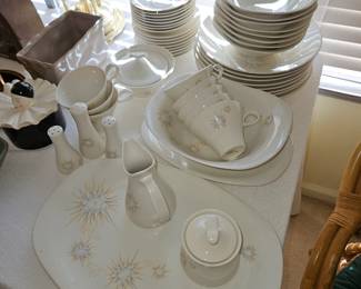 $225, 8 setting, Ben Seibel "Stellar" Impromptu Iroquois atomic/starburst