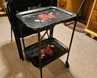 $30 Vintage floral TV tray cart w/2 trays