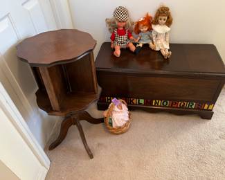 Canterbury stand furniture item, toy Trunk and dolls