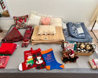 Christmas and other linens, on nice boxsprings 