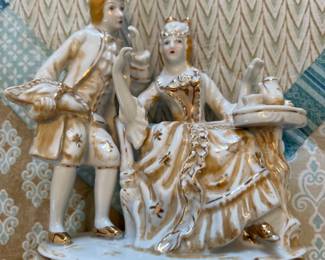 Pair of porcelain figurines Japan 
