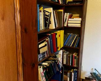 2 PIECE CORNER BOOKCASES CAN BE DISCONNECTED