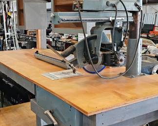  DELTA 12” RADIAL ARM SAW ON ROLLING WORKTABLE