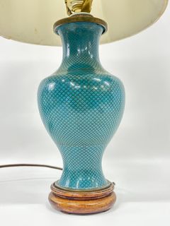 VINTAGE CLOISONNE TABLE LAMP
