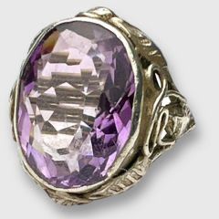 Vintage Sterling Silver Amethyst Ring. Sz 4, sizable.
