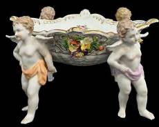 FINE DRESDEN Carl Thieme PUTTI 4 CUPIDS CENTER PIECE BOWL