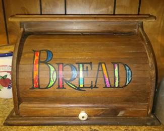 Roll Top Wooden Bread Box