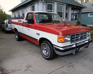 1987 Ford F150 truck