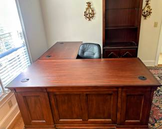 "L" shaped desk