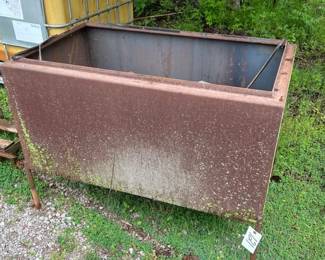 LARGE METAL CONTAINER