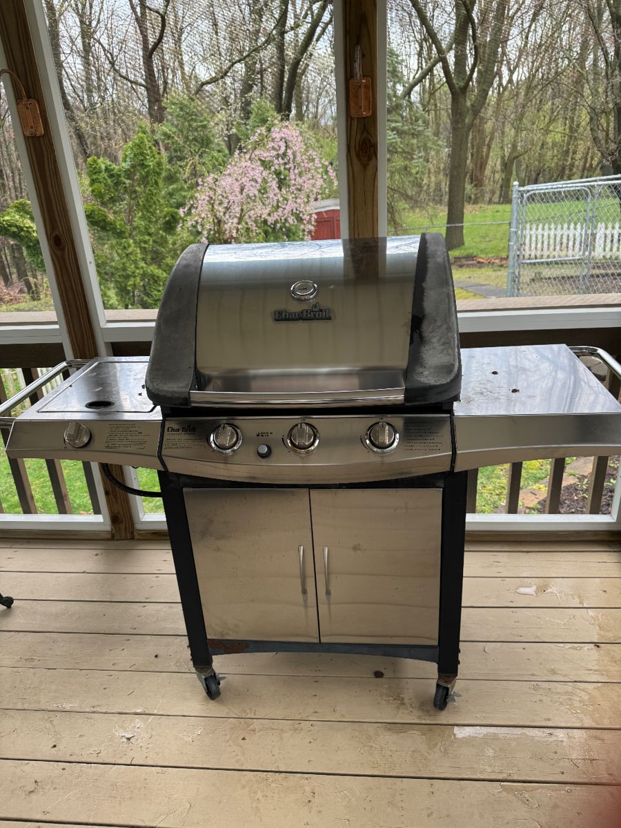 CharBroil Grille