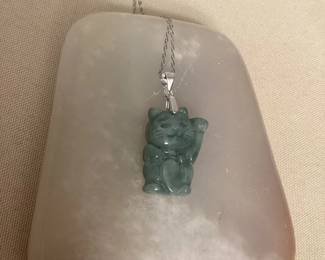 MMS068 Carved Jade Lucky Cat On Sterling Silver Chain