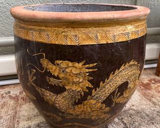 MMS144 Antique Chinese Dragon Ceramic Egg Pot Planter