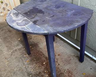 MMS142 Purple Wooden Plant Table 